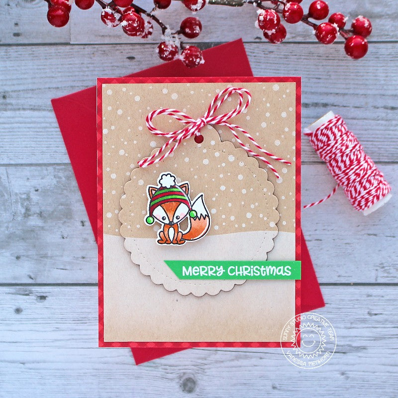Sunny Studio Fox with Snowy Sky on Kraft Background & Scalloped Gift Tag Holiday Card (using Foxy Christmas 4x6 Clear Stamps)
