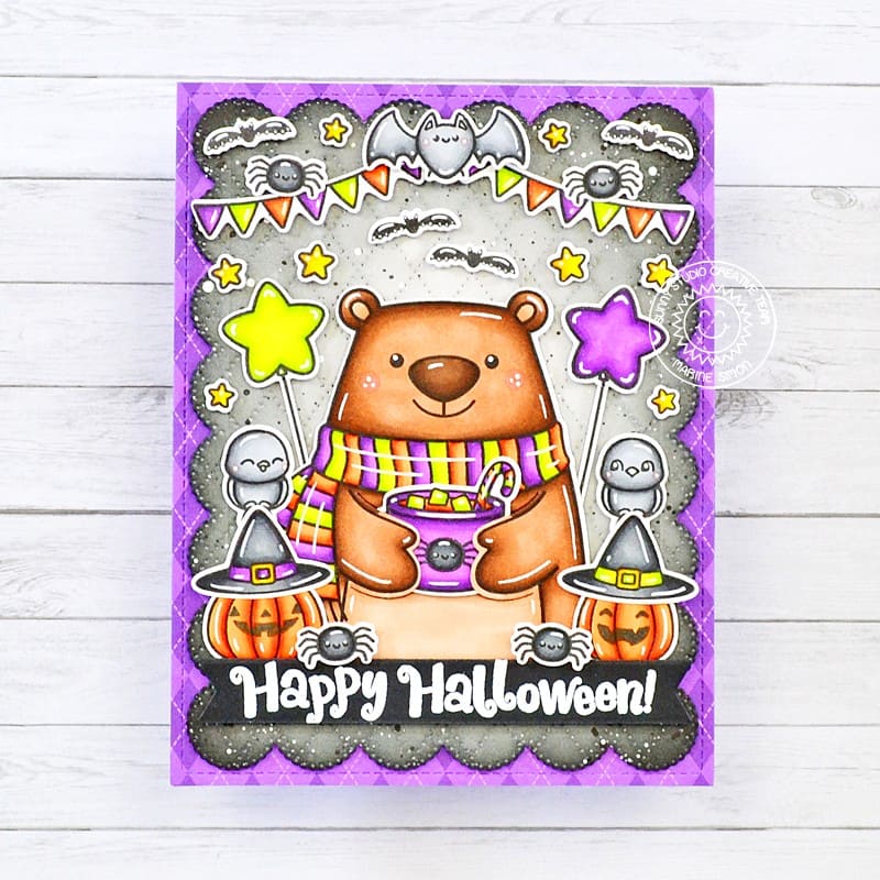 Sunny Studio Bear with Pumpkins, Spiders & Bats Scalloped Fall Halloween Card using Too Cute To Spook 4x6 Clear Stamps