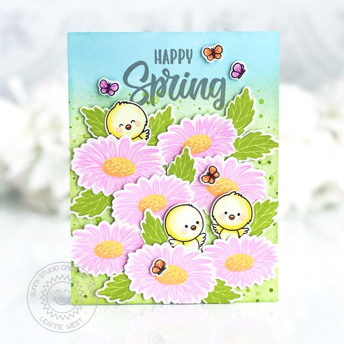 Sunny Studio Spring Easter Chick in Daisy Patch Handmade Spring Card by Leanne West using Chickie Baby 4x6 Clear Stamps