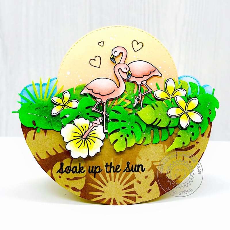 Sunny Studio Stamps Soak Up the Sun Flamingos Circular Round Card (using Summer Greenery Tropical Leaves Dies)